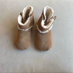 Toddler Ugg - Size 4/5 - Light Beige - NWOT